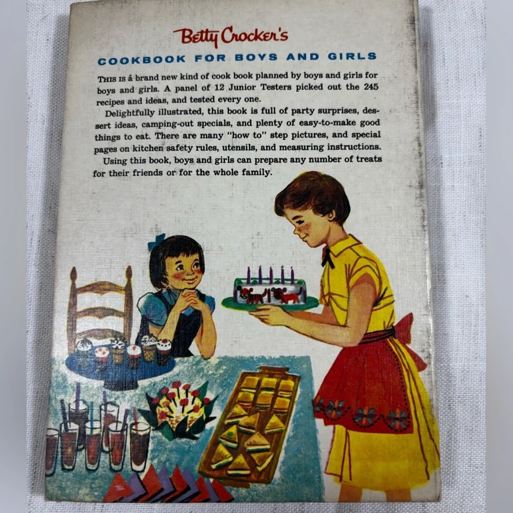 Betty Crocker’s Cook Book for Boys and Girls 1957 1st Ed 7th Print Spiral